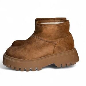 Dolce Vita Tan Chunky Platform suede ankle boots Size 7.5